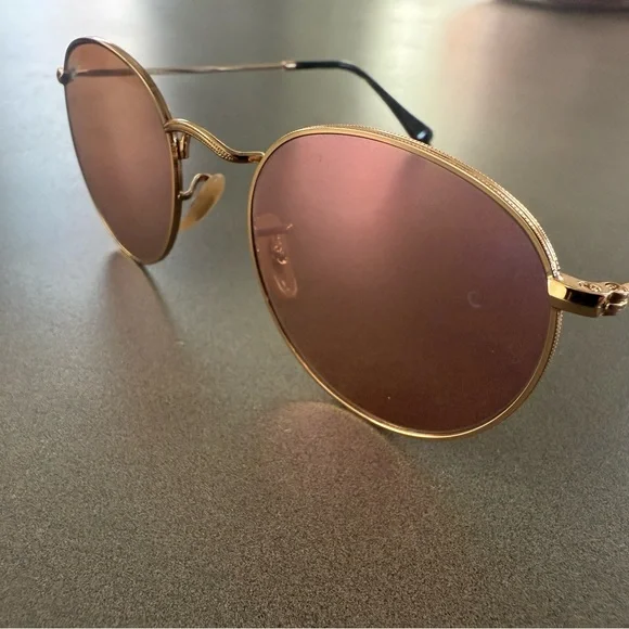 Ray-Ban Round Metal RB3447 in Gold /Rose Flash lenses